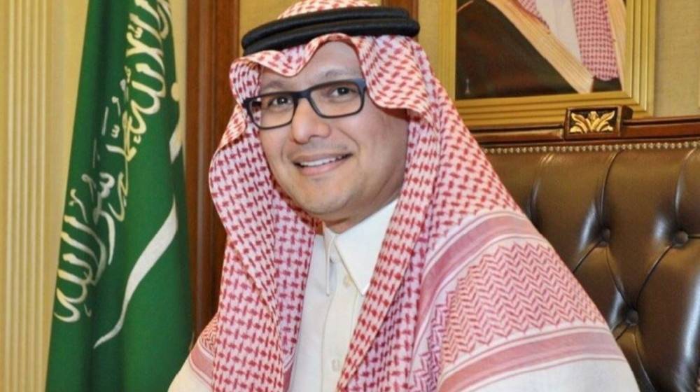 بخاري في العيد الوطني: السعودية داعم دائم لسيادة لبنان