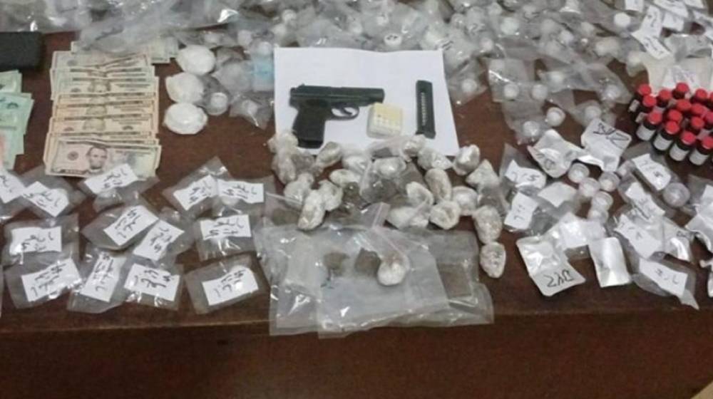 مطلوب بتجارة المخدّرات بقبضة الجيش في الكرنتينا