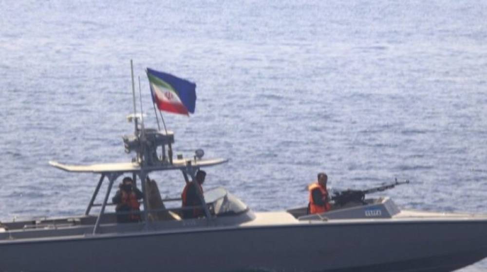 الحرس الثوري الإيراني: تعرض ناقلتي نفط لحادث وتوقفهما جنوب مضيق هرمز
