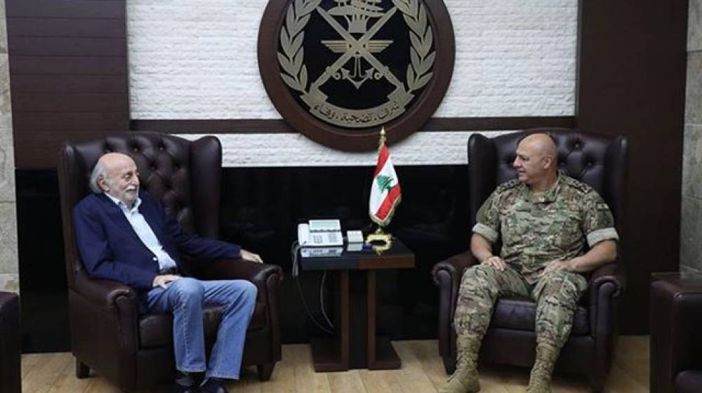 إنفجرت بين القائد والبيك