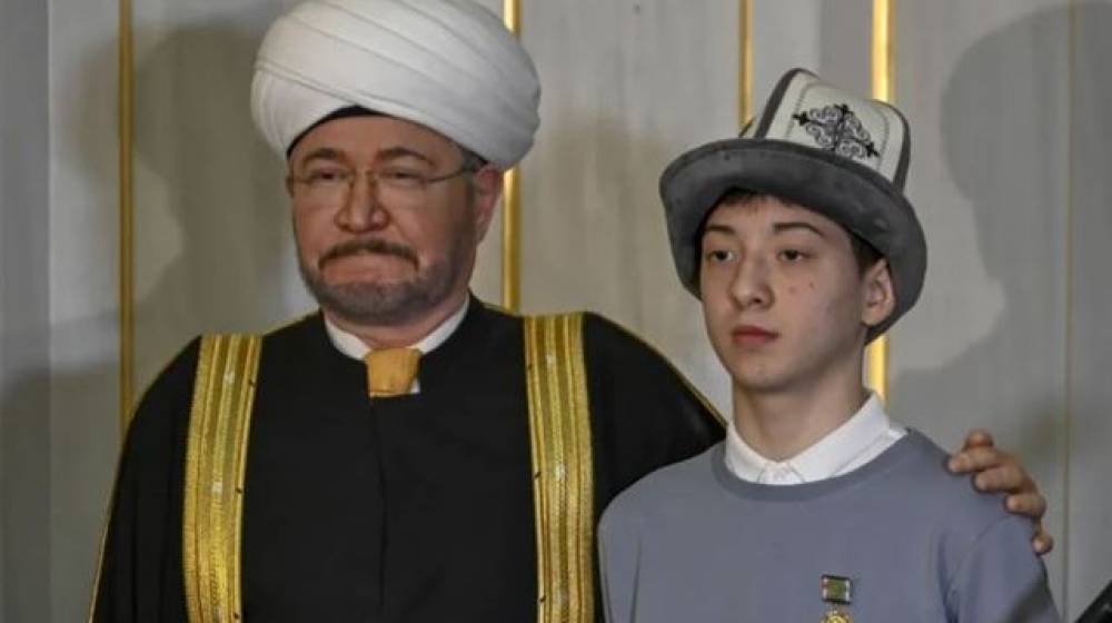 اصبح بطلا قوميا... ناجٍ من هجوم موسكو يروي تفاصيل الواقعة