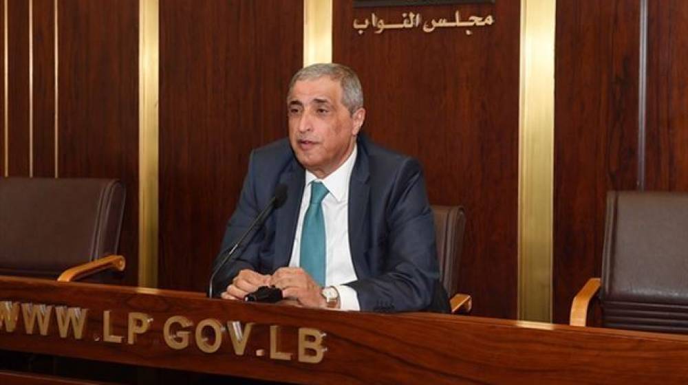 بشأن المؤسسات الدستورية... دعوة من هاشم!