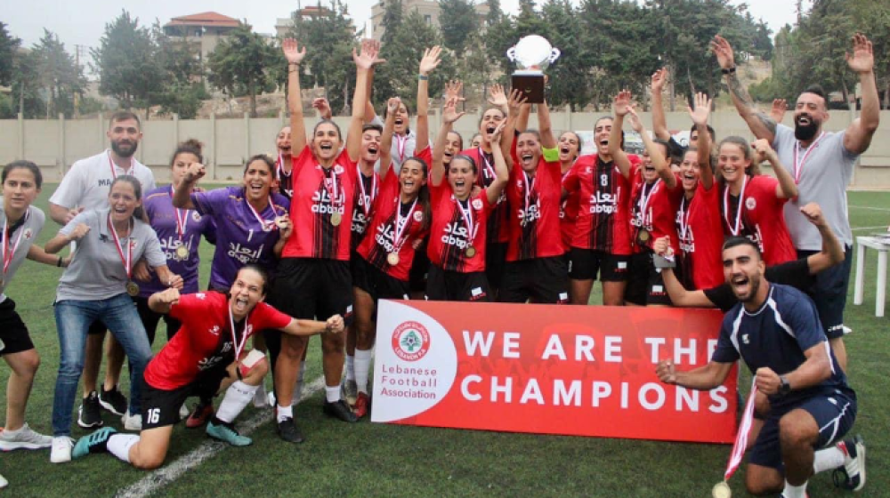 نجوم الرياضة بطل السيدات في كرة القدم