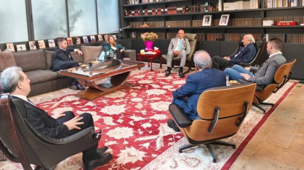 جنبلاط التقى براك في كليمنصو