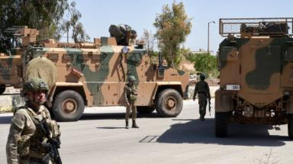 حلب: القوات التركية تحصّن قاعدة عسكرية بمارع..تحضيراً لوصول الروس