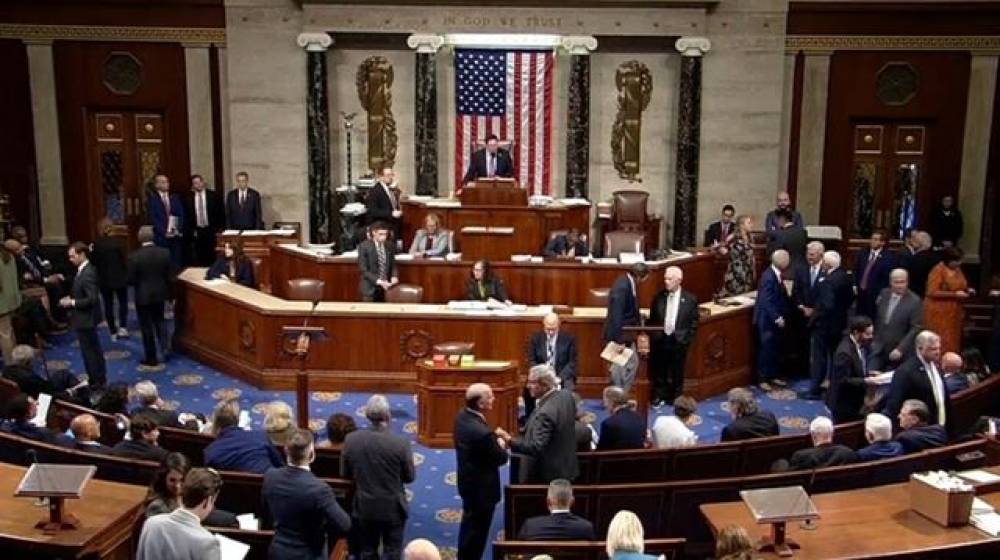 بشأن تصريح عن قنبلة نووية على غزة... عضو في الكونغرس يثير البلبلة