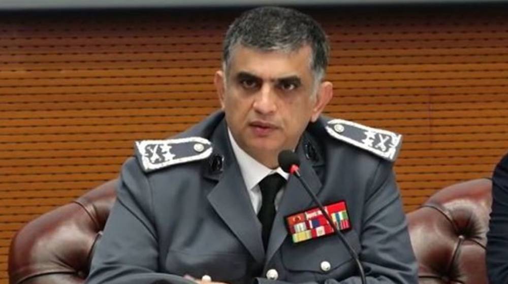 اللواء عثمان عرض مع شرف الدين للأوضاع العامة