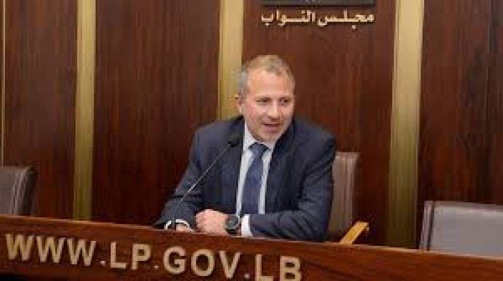 الرئاسة معلقة بـ