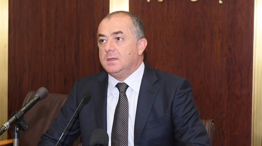 بو صعب: “لا تدعموا ترشيح قائد الجيش للرئاسة”!
