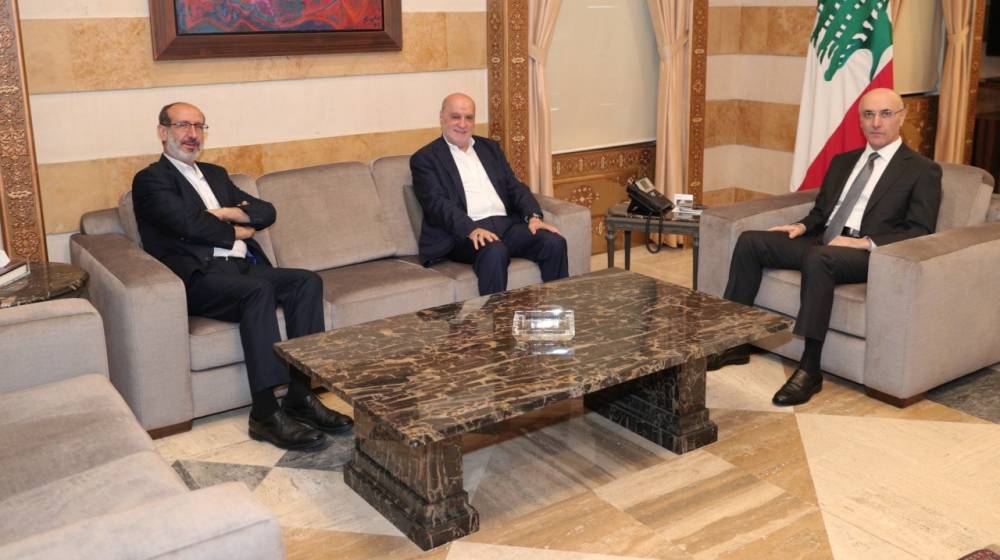 الحجار استقبل نواباً ومحافظ جبل لبنان