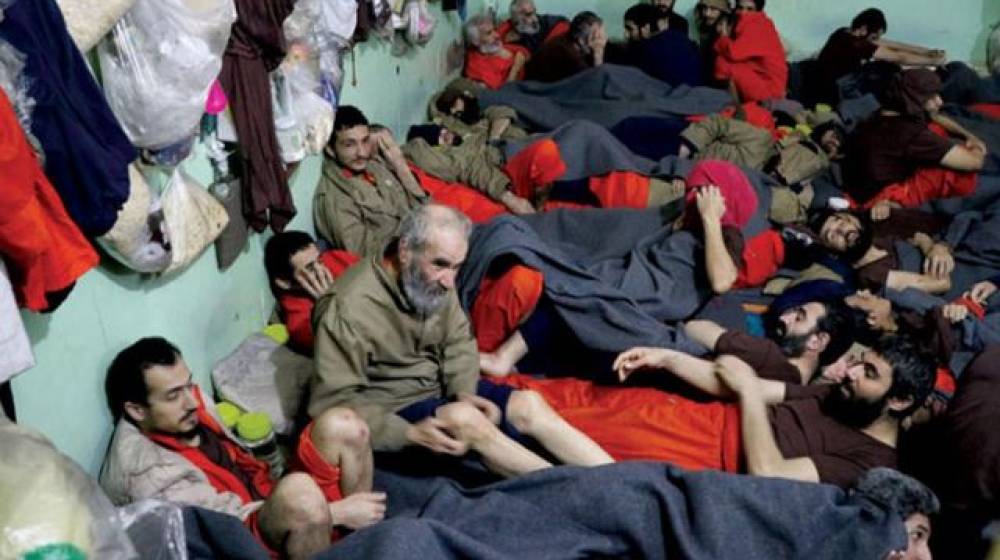 ليست المرة الأولى... فرار 12 من سجناء داعش في سوريا!