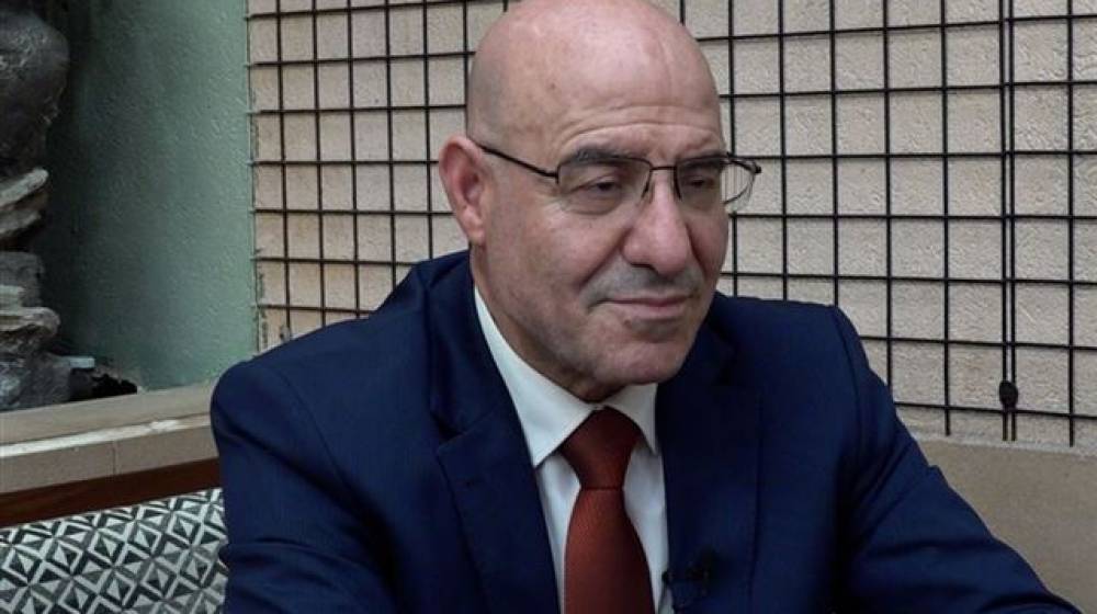 سفير يهمس في أذن جعجع: الحزب سيصرخ وجعًا... وفيصل عبد الساتر يرد: التاريخ 