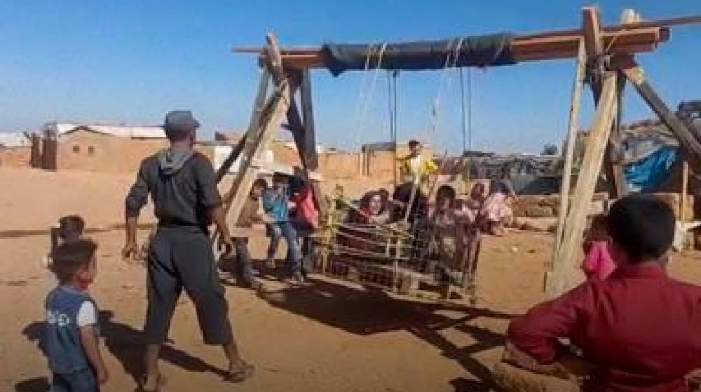 ناشطون يواجهون شيطنة الإعلام المُوالي...ماذا يحدث في مخيم الركبان؟