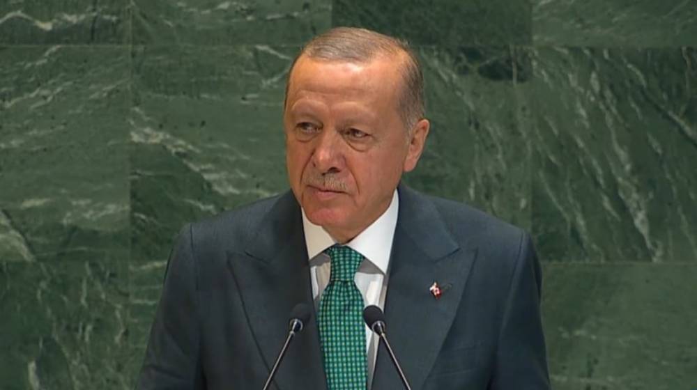 اردوغان: سلاح التجويع يواصل قتل الآلاف في غزة منذ 700 يوم