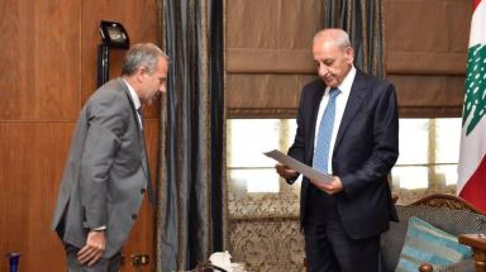 الصراع على الرئاسة يشتد.. للفوز بشبكات المصالح والقطاع المالي