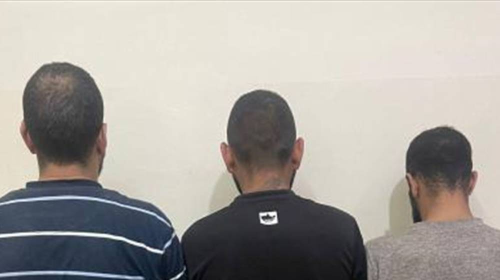بالصور: عملية نوعيّة لقوى الأمن.. هكذا أوقع بـ”أبو لزقة” وأفراد العصابة