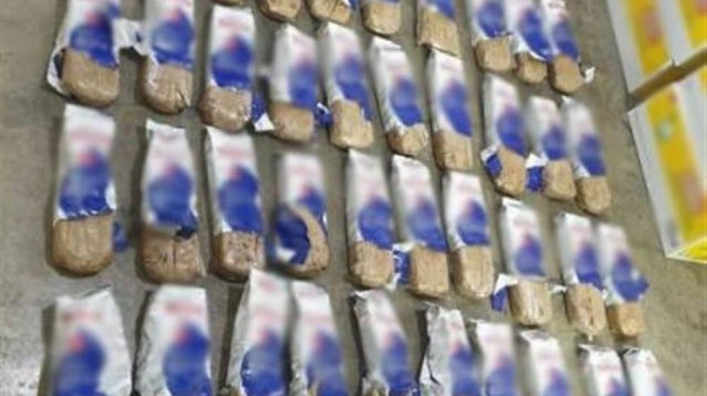 كميّة كبيرة... إحباط محاولة تهريب حشيشة الكيف داخل أكياس من البنّ!