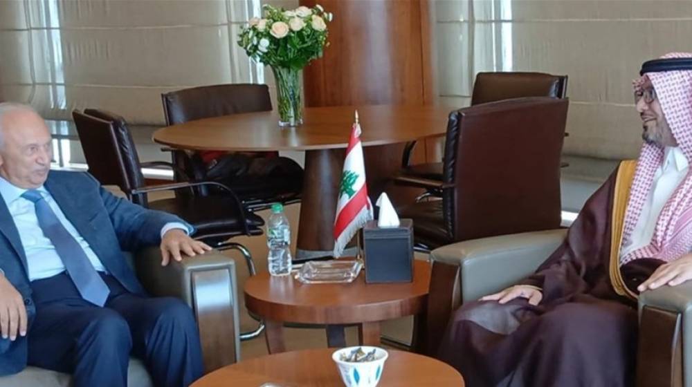 الصفدي استقبل بخاري: نأمل خيراً للمرحلة المقبلة