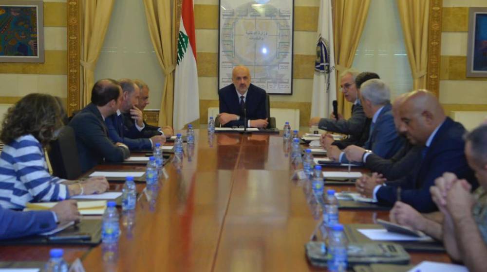 اجتماع في الداخلية برئاسة مولوي بحث في الاجراءات الواجبة لمكافحة أي طارىء ينجم عن الحرائق