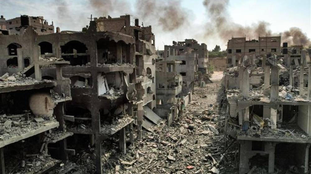 خلال إفطار البيت الأبيض... طبيب فلسطيني يسلّم بايدن رسالة وينسحب!