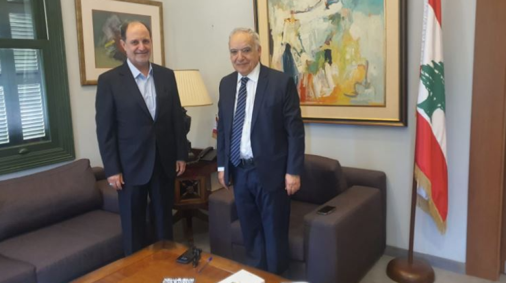 سلامة عرض الاوضاع مع ممثل السيستاني في لبنان