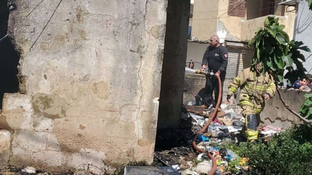 بالفيديو… حريق داخل منزل في طرابلس