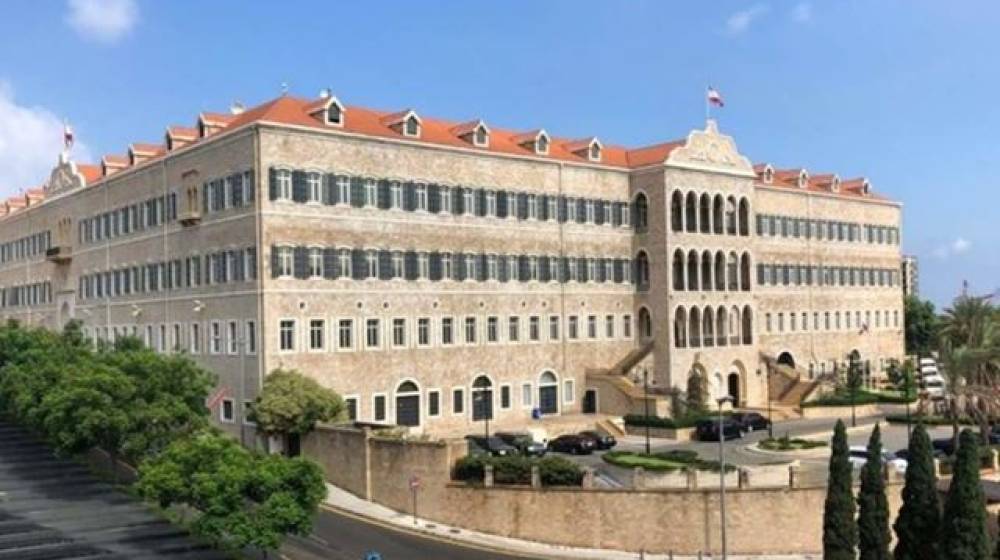 الحكومة تدين استهداف المدنيين: انتهاكاتٌ صارخة للقانون الدولي