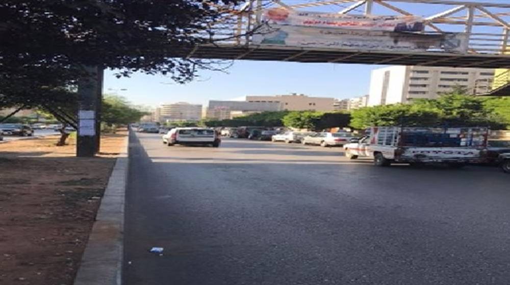 بالصور: بعد الارتفاع الجنوني لصفيحة البنزين..طوابير الذلّ على محطات الوقود في طرابلس عادت