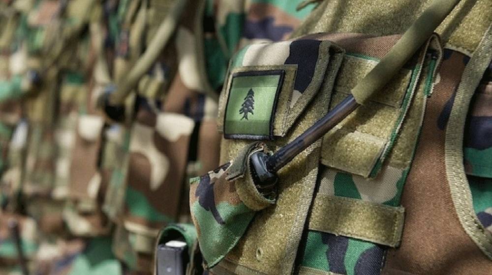 دهم منازل مطلوبين وتوقيف 3 أشخاص