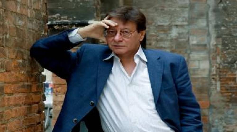 محمد خضير عن مفكرة محمود درويش: حيّة وتتحرّر