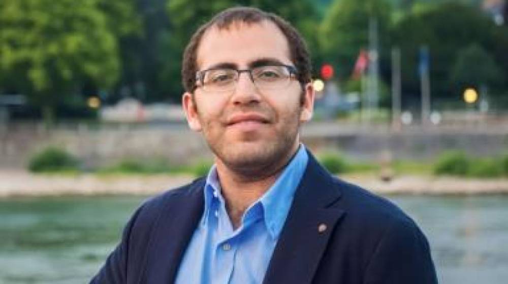 محمد أبو الغيط حين صارَع الغيلان