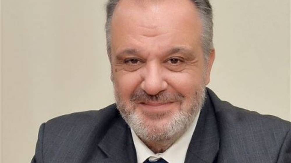 بمهلة ثلاثة أشهر... قرارٌ من بوشكيان بشأن المصانع المرخّصة