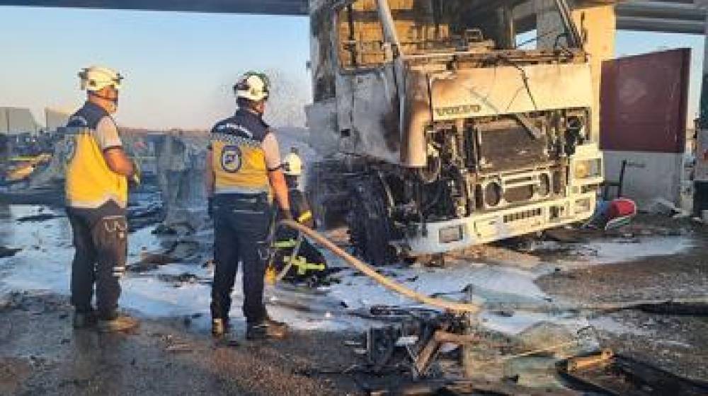 أعزاز: 9 قتلى بانفجار شاحنة مفخخة..عند حاجز للجيش الوطني