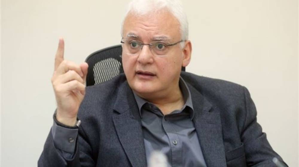 القرم ينشر حقائق ووقائع بالمستندات والأرقام عن قطاع الاتصالات!