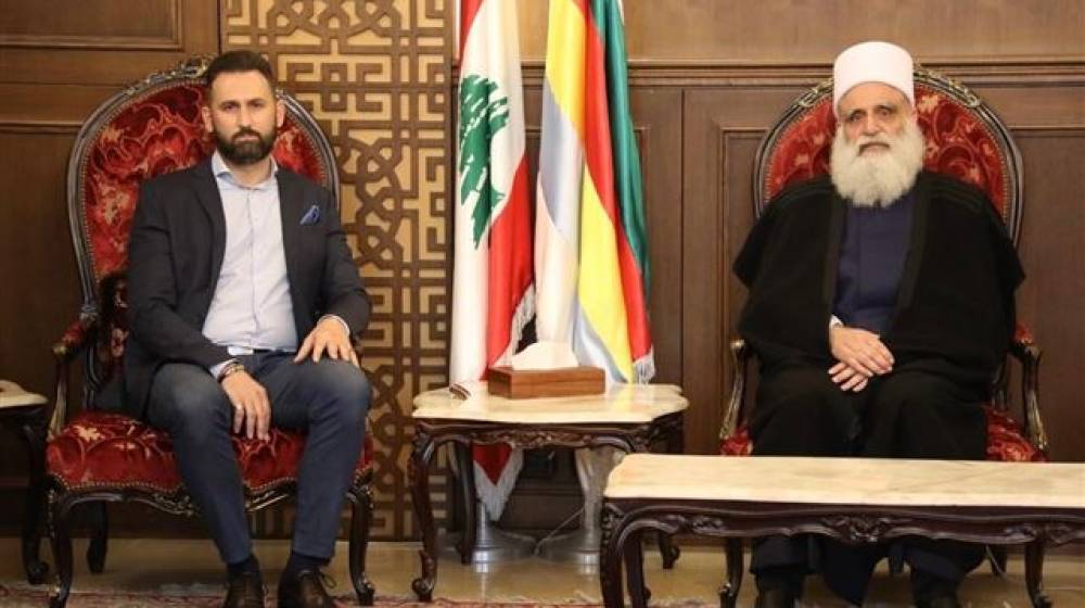 عقب مأساة مجدل شمس... شيخ العقل يلتقي جنبلاط