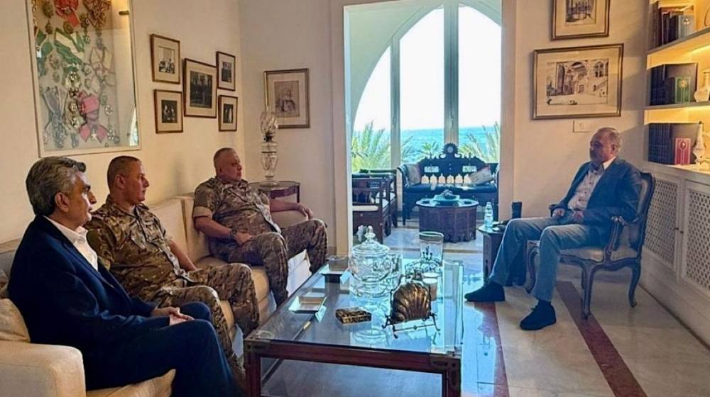 لقاء بين أرسلان ورئيس الأركان