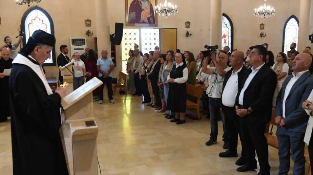 بالصور: جولة للراعي في أبرشية صور المارونية