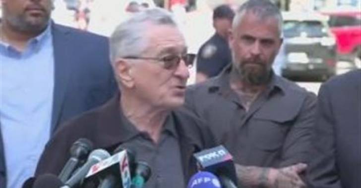 بالفيديو: روبرت دي نيرو يشتم أنصار ترامب بِغضب | وكالة الأخبار الدولية